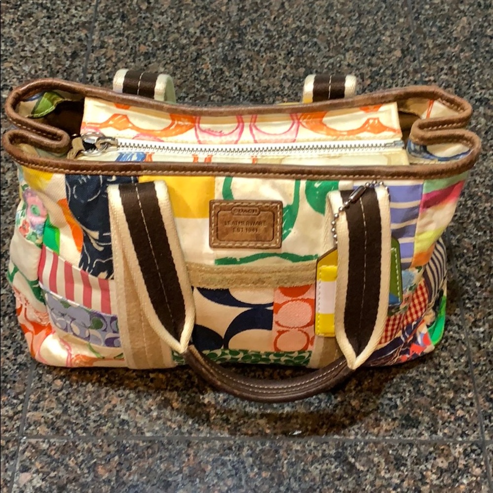 Authentic Coach Handbag - Picture 2 of 8